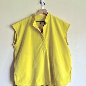 FIGS Technical Collection Scrub Top Size XL Yellow